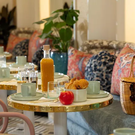 L'inattendu فندق 4*