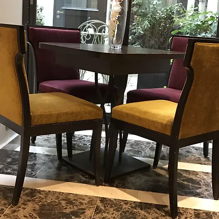 L'inattendu فندق