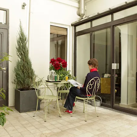 L'inattendu فندق 4*