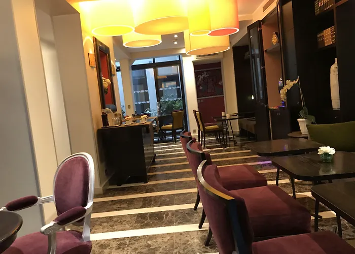 ホテル L'inattendu 4*