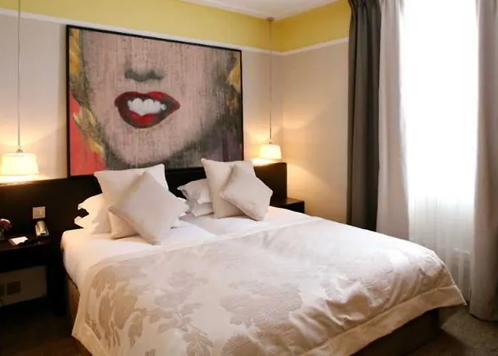 ホテル L'inattendu 4*