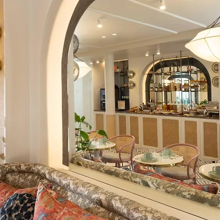 Hotell L'inattendu 4*
