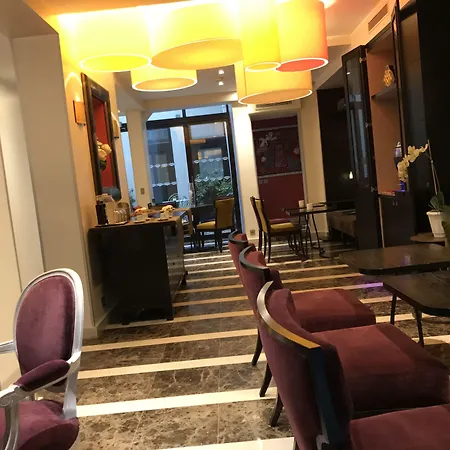Hotell L'inattendu 4*